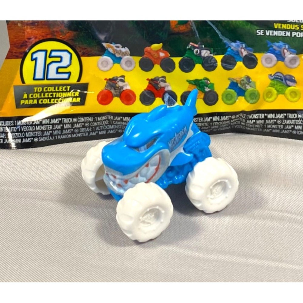 2026 Spin Master Monster Jams Mini Series 23 Megalodon 1:87 New In Open Bag